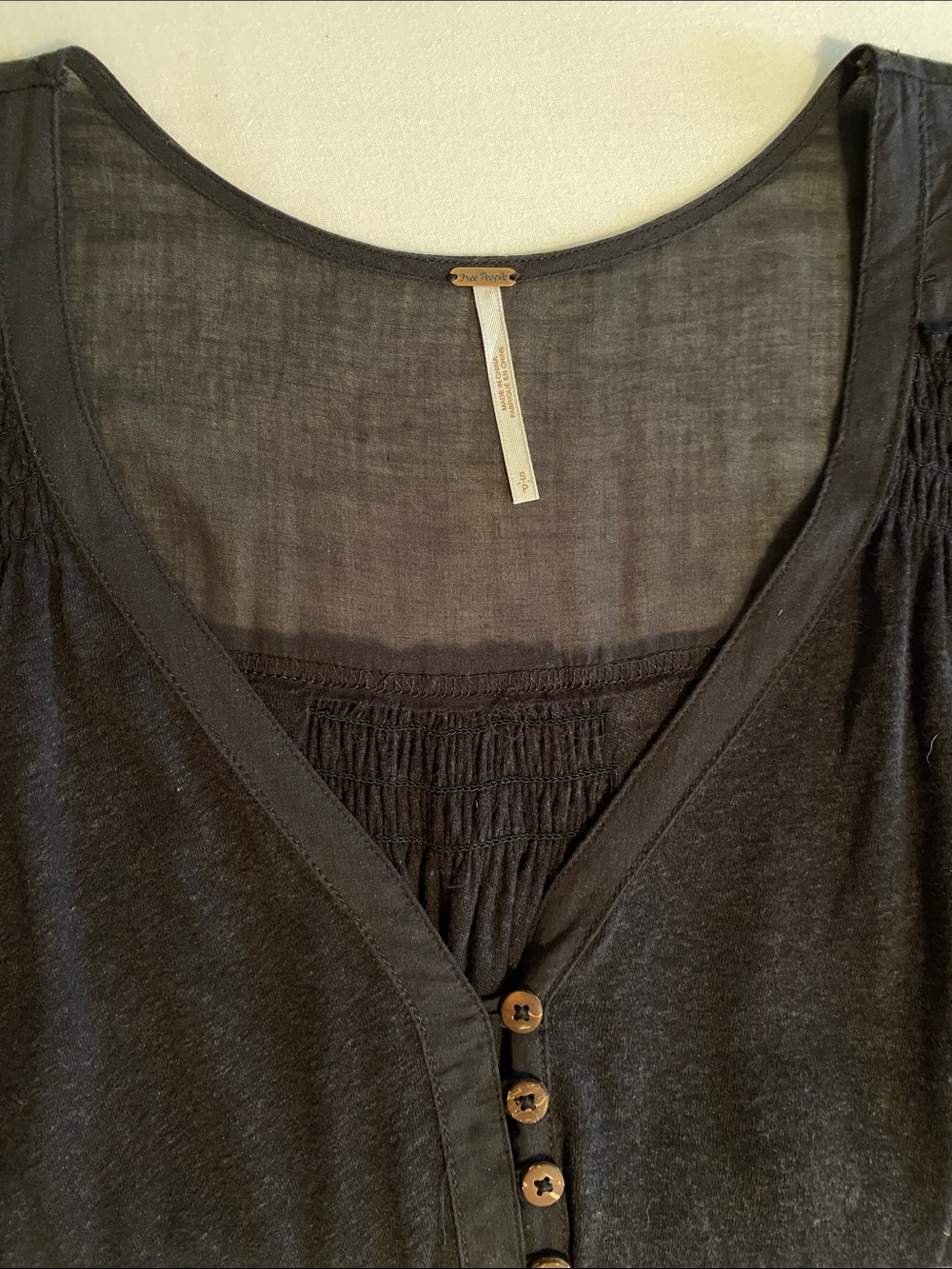 Free People Highland Tee Linen Blend Black Button-Front V-Neck Cap Sleeve Top  S - Picture 5 of 16
